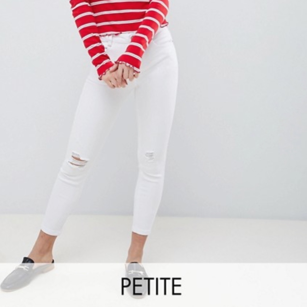 ASOS~New Look UK Petite Jenna Ripped Skinny Jeans